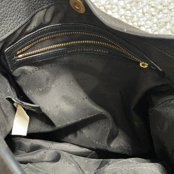 Marc by Marc Jacob’s Convertible Hobo Bag - Picture 9 of 9